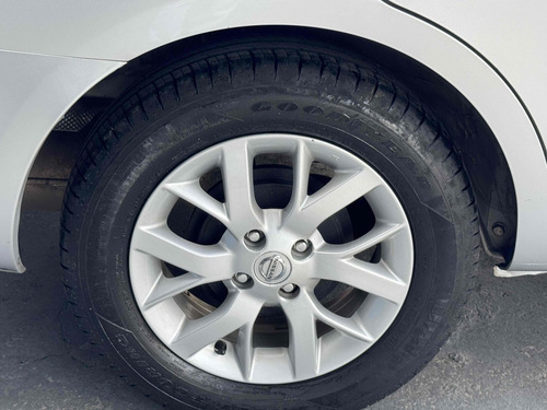 Nissan Versa 1.6 16V FLEX SV 4P MANUAL