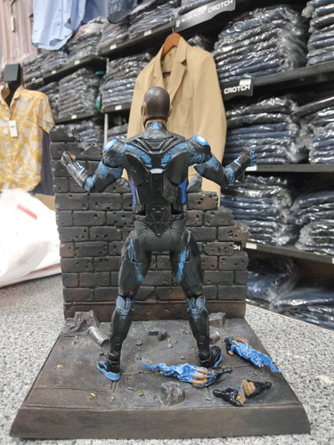 Dc Multiverse Black Lightning, Batman Ninja Wave!! (Usado)