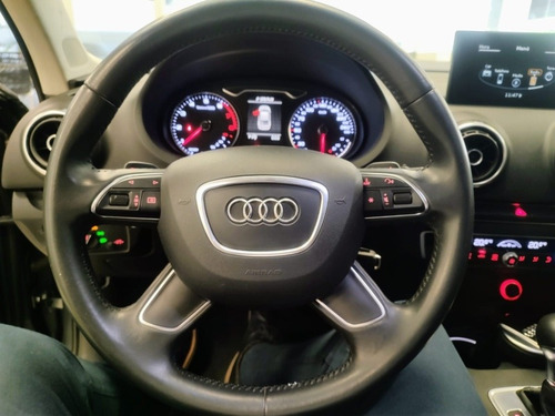 Imagen 12 de 22 de Audi A3 2016 Sedan 2017 2018 2015 2014 Sportback A1 A4 Q2 Q3