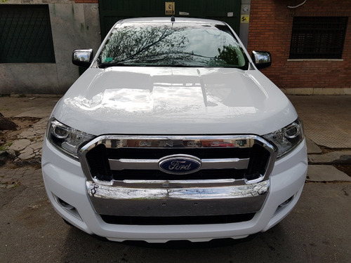 Ford Ranger Cd Xlt 4x2 Mt Linea Nueva