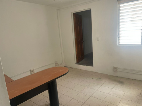 Casa En Venta En Col. Las Reynas, Irapuato, Gto.
