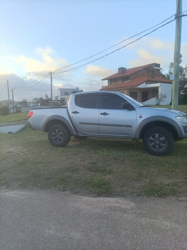 Mitsubishi L200 2.4 Di-d High Power 181cv Cuero