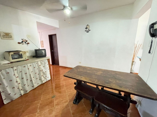 Imagen 4 de 17 de Ecv-882 Zona Norte Casa En Urbanización Rosal Sur