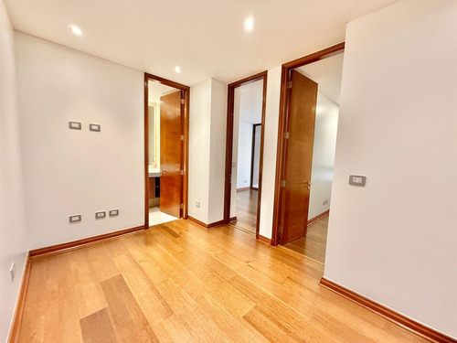 Departamento En Arriendo De 3 Dorm. En Las Condes