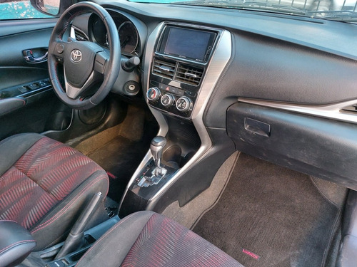 Imagen 7 de 9 de Toyota Yaris 2018 1.5 5p S At Cvt