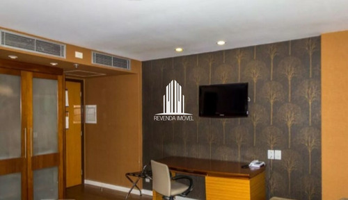 Imagem 2 de 6 de Apartamento À Venda Com 25m², 1 Quarto E 1 Vaga - Br23089