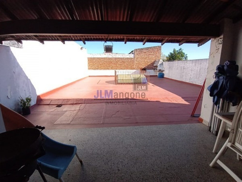 Imagen 25 de 26 de Galpon 500 M2 + 2 Deptos 4 Ambientes