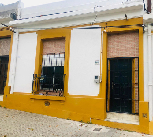 Casa Al Frente 2 Dorm Millan Y Bulevar Artigas. Prox