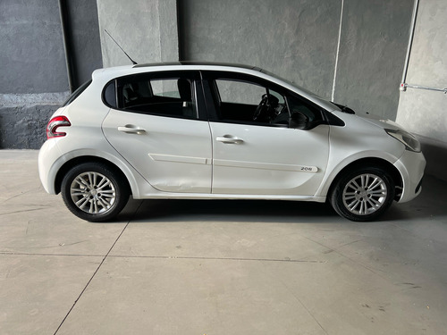 Peugeot 208 1.6 16v Allure Flex Aut. 5p