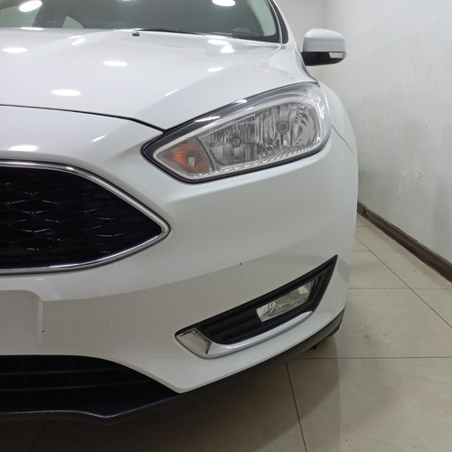 Imagen 4 de 16 de Ford Focus Se 2.0l Mt 4p