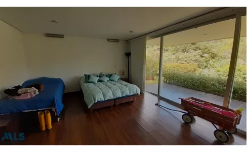 Finca Independiente Para Venta En Rionegro(mls#249113)