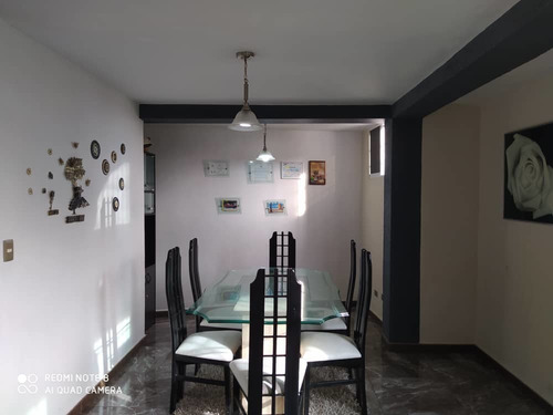 Imagen 3 de 12 de Se Vende Townhouse Loma Magica Carrizal. Of