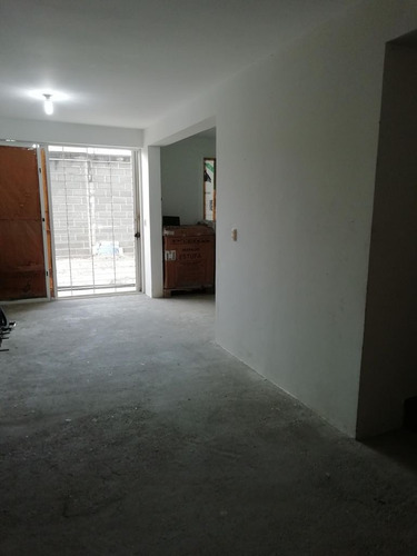 Imagen 13 de 30 de Casa En Venta Barquisimeto Lara # 23-2035 Jose Rivero Asesor: 04143516569
