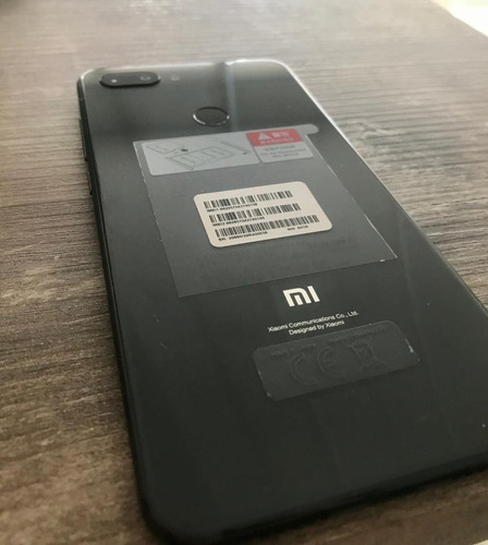 Xiaomi Mi 8 Lite Dual Sim 64 Gb Preto 4 Gb Ram Usado