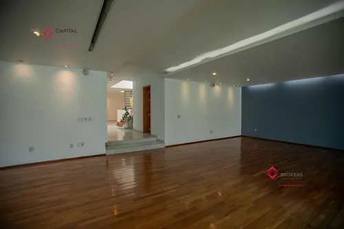 Casa De Lujo En Renta Con Alberca Y Cuarto De Seguridad Cerca De La Minerva