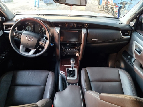 Toyota Sw4 2.8 Srx 177cv 4x4 7as At 2019