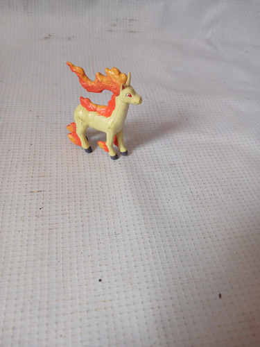 Pokémon Rapidash Figura (Usado)