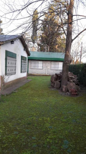 Imagen 2 de 13 de Quinta Venta 3 Dormitorios 2 Baños Parrilla Y Horno De Barro - 1471mts2 Totales - 20 De Junio