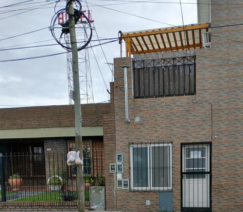 Imagen 1 de 7 de Vende Monoambiente Al Frente A Metros De Vergara Y Acc Oeste
