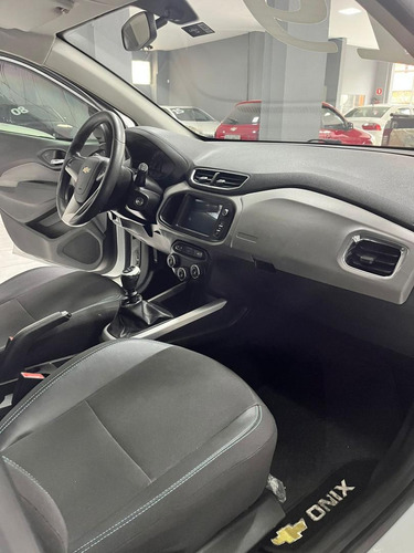 Chevrolet Onix 1.4mt Lt