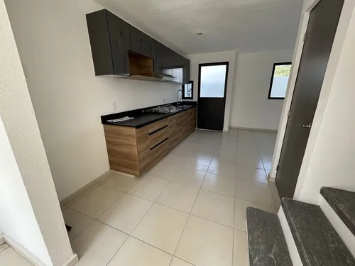 Casa Nueva En Colinas Del Santuario Corregidora