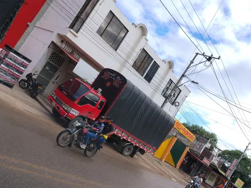 Jac 1061 Modelo 2007 Motor Kumis 6bt Transmisión De Hino Fc