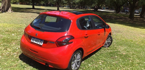 Peugeot 208 Feline 2019 19800km