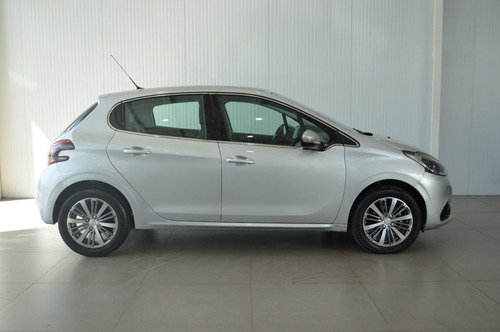 Imagen 11 de 15 de Peugeot 208 Feline 1.6 2018 Gris Manual Nafta Lesbleus