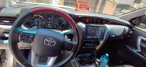 Toyota Hilux Sw4 2.8 Srx 177cv 4x4 7as At