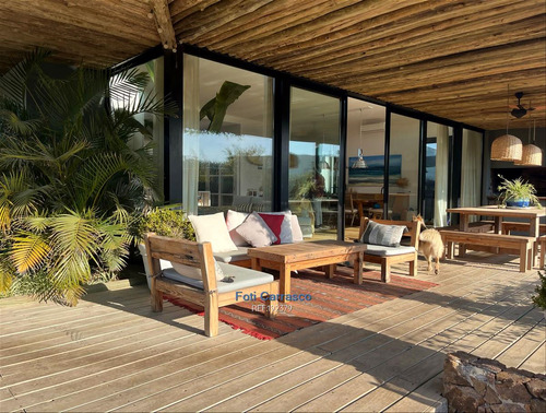 Casa En Venta O Alquiler Con Muebles En Viñedos