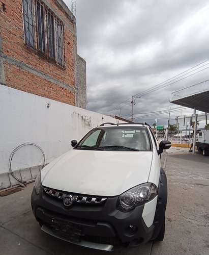 Imagen 8 de 10 de Ram 700 1.6 Club Cab Adventure Mt 2016