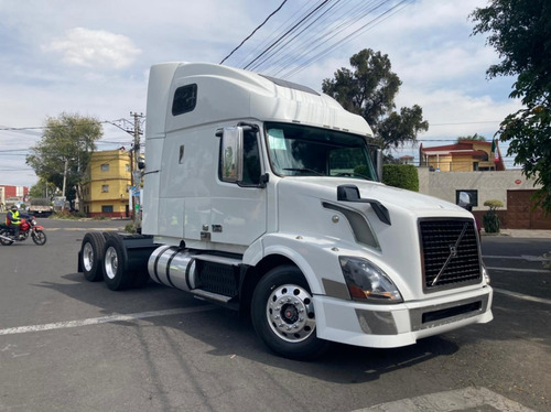 Imagen 1 de 15 de Tracto Camion Usado Volvo 2012