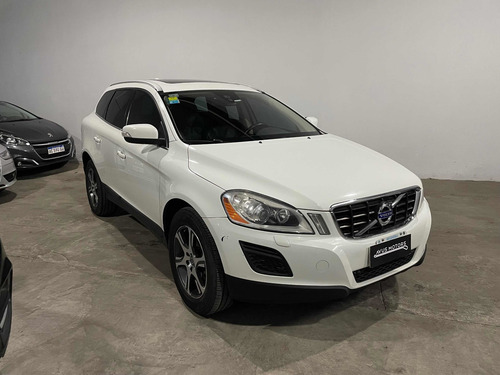 Imagen 2 de 16 de Volvo Xc60 2012 3.0 T6 Awd High 304cv