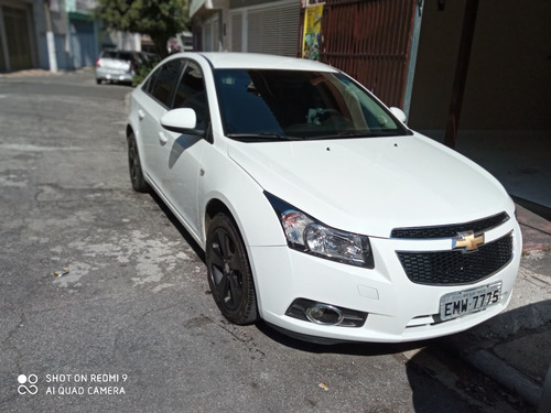 Imagem 9 de 11 de Chevrolet Cruze 2013 1.8 Lt Ecotec 6 Aut. 4p