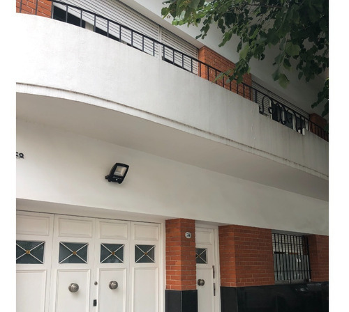 Imagen 1 de 30 de Casa Con Terraza Y Parrilla En Palermo - Hecha Nuevo - De Revista