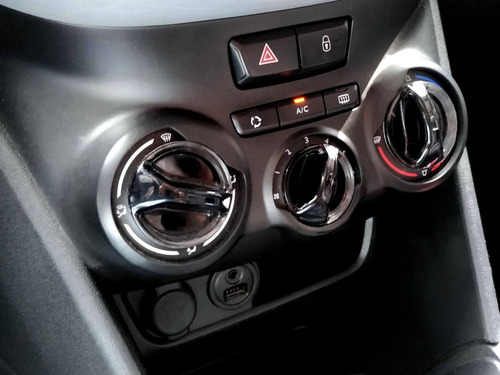Peugeot 208 1.5 Active Pack 8v Flex 4p 2015 Preto