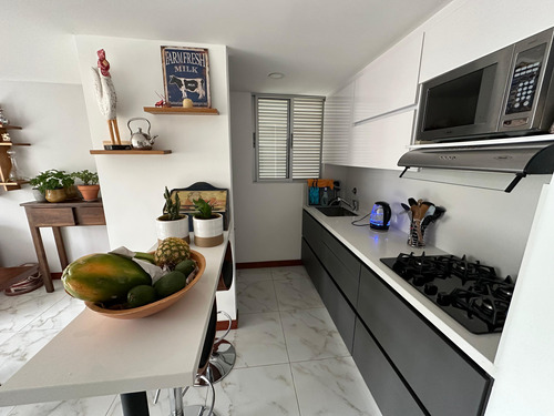 Apartamento En Venta En Unidad Cerrada En La Ceja. 