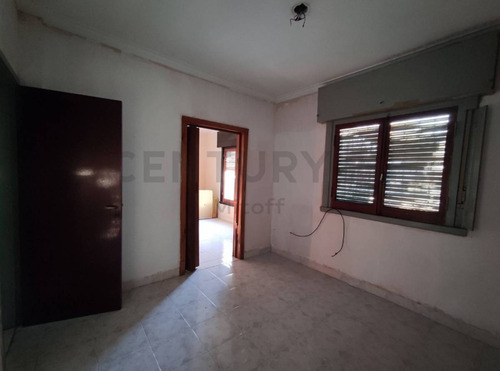 Imagen 6 de 12 de Casa En Venta De 2 Dormitorios En La Plata