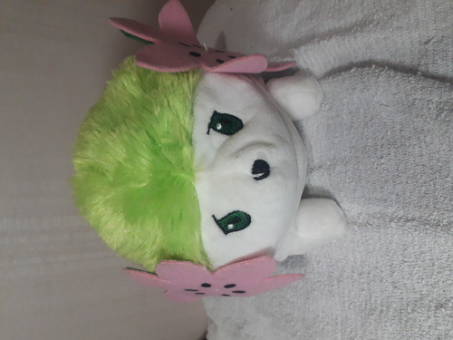 Shaymin Pokemon Takara Tomy Peluche (Usado)