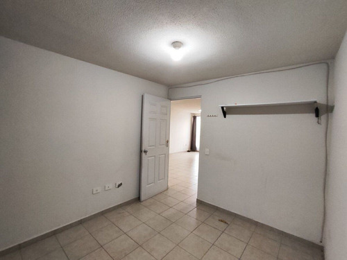 Casa De 1 Solo Nivel En Renta En Viñedos Queretaro