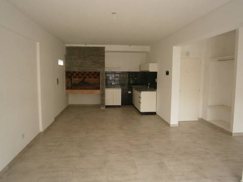 Departamento En Venta En Avellaneda Centro