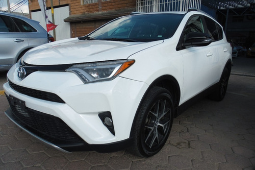 Imagen 1 de 9 de Toyota Rav 4 2016