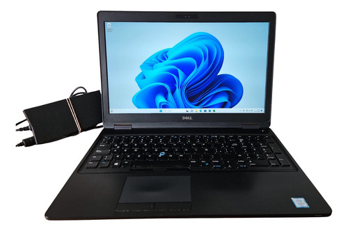 Notebook Dell Latitude 3530 Intel Core I7 8th Gen (Reacondicionado)