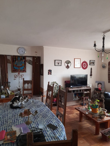 Se Vende Centrico Depto Ubicado Frente Al Congreso Valpo