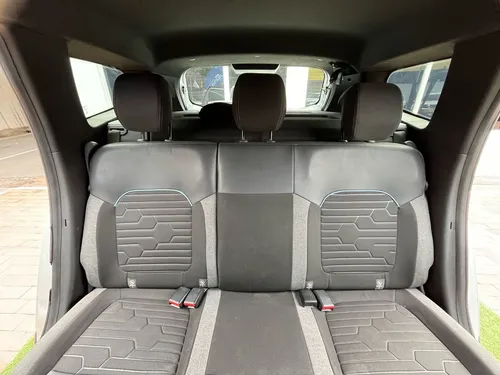 Renault Duster 1.3 Intense Cvt