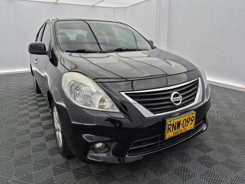 Nissan Versa 1.6 Advance