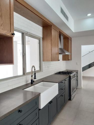 Renta Casa Nueva La Mirada Residencial