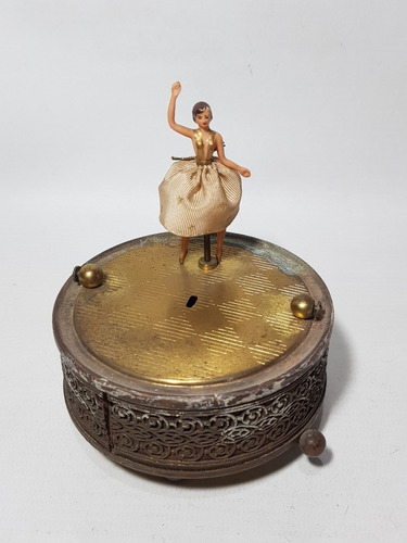 Imagen 1 de 6 de Antigua Caja Musical Con Bailarina Gira Y Funciona Mag 58538