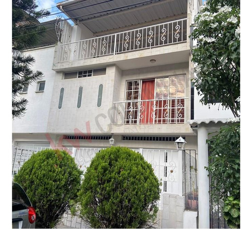 Venta Casa 3 Pisos (252mt2) Barrio Caney Especial- Sur