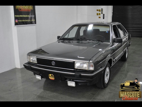 Santana Cd 1985 *impecável***placa Preta***financio Direto**